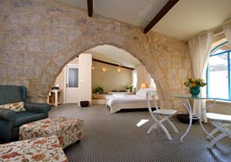 וילת אירוח לירח דבש מפנק...